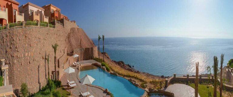 أسعار ومساحات قرية تلال العين السخنة