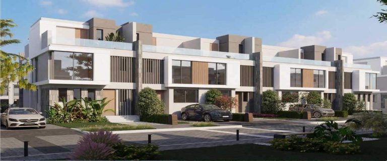 فلل للبيع في كمبوند الباتيو جادي